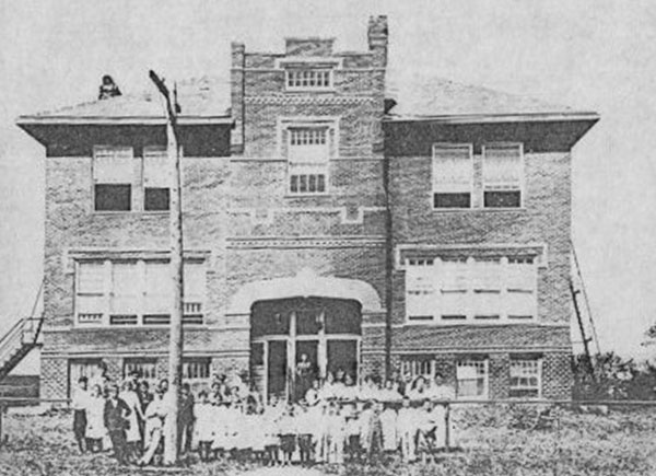 Carlyle, Kansas School, 1912