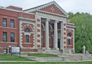 First Presbyterian Church in Leavenworth, Kansas, courtesy Wikipedia.