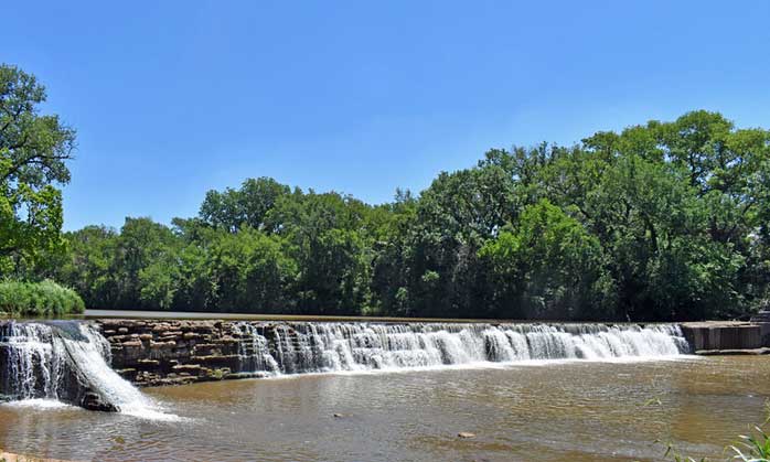 Waterfall, Drury Kansas. Photo by Kathy Alexander. 