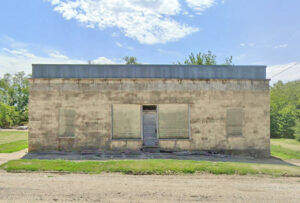 An old business building in Idana, Kansas, courtesy Google Maps.