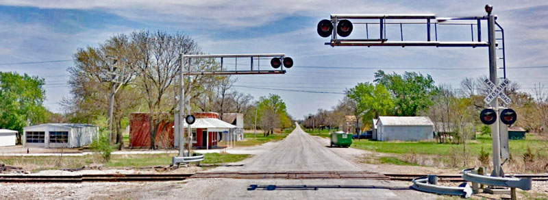 Earlton, Kansas Road, courtesy Google Maps.