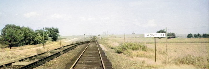 Missouri Pacific Sign Board in Mont Ida, Kansas by H. Killam, 1960.