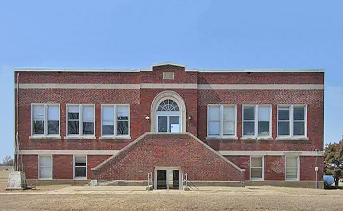 Old school in Mont Ida, Kansas.