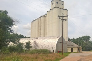 Grain Elevator in Corwin, Kansas courtesy of Dead Towns of Kansas.