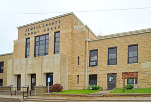 Jewell County Courthouse in Mankato, Kansas by Kathy Alexander.