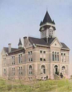 Second Jewell County Courthouse in Mankato, Kansas, early 1900s.