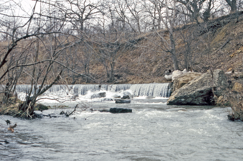 Pillsbury Crossing in Riley County, Kansas by the Kansas Geological Survey. Pillsbury Crossing in Riley County, Kansas by the Kansas Geological Survey.
