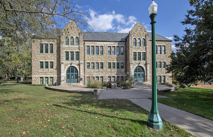 Mabee Memorial Hall at Baker University in Baldwin City, Kansas. Mabee Memorial Hall at Baker University in Baldwin City, Kansas.