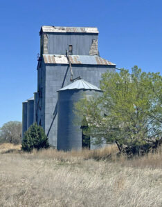 An old grain elevator in what was Blakeman, Kansas, courtesy Ghost Town Hunter.