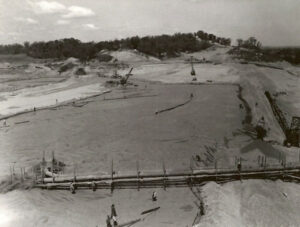 Construction of Wyandotte County Lake.