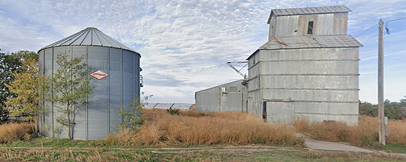 Silos in Halford, Kansas, courtesy of Google Maps.