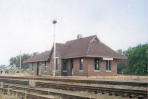 Missouri Pacific Railroad Company depot in Altoona, Kansas by H. Killam, 1962.